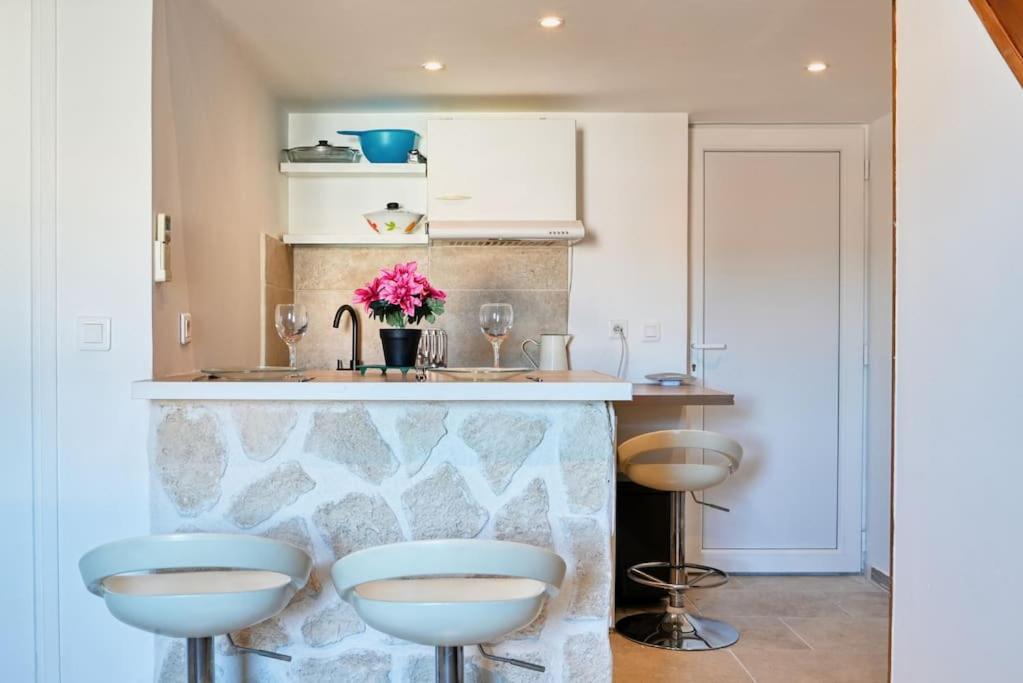 L'Ecrin De La Ciotat A 50 M Du Port Apartment Bagian luar foto